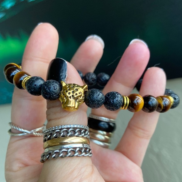 Black lava rock & tiger eye panther bead bracelet - Picture 9 of 12